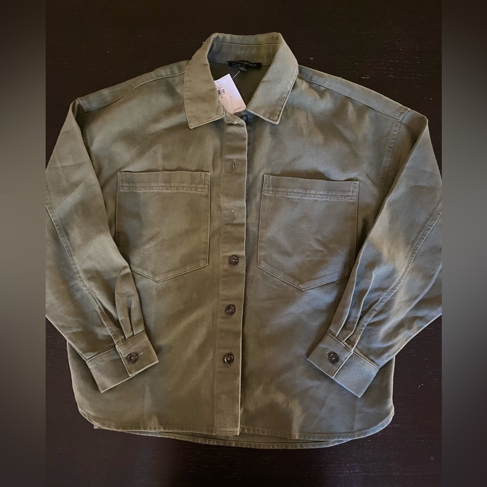 Right on trend olive green utility jacket
